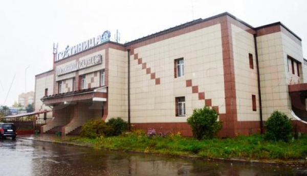 Гостиница Мир на Карбышева