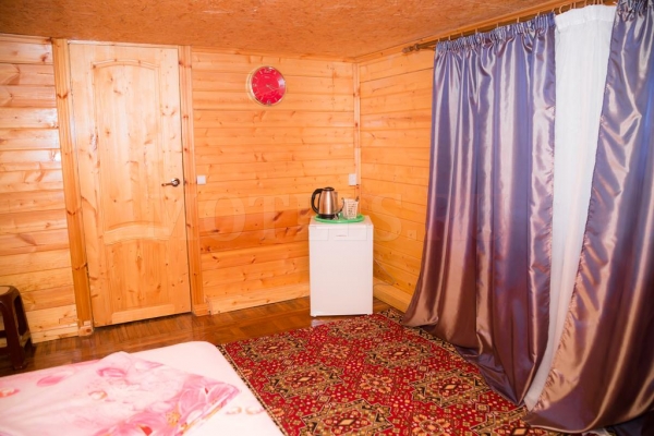 База отдыха Ковчег у реки