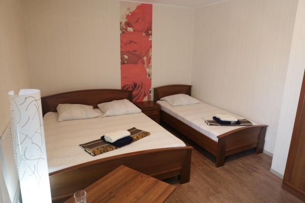 Отель Восток