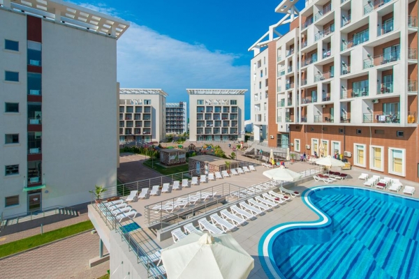 Курортный отель Bridge