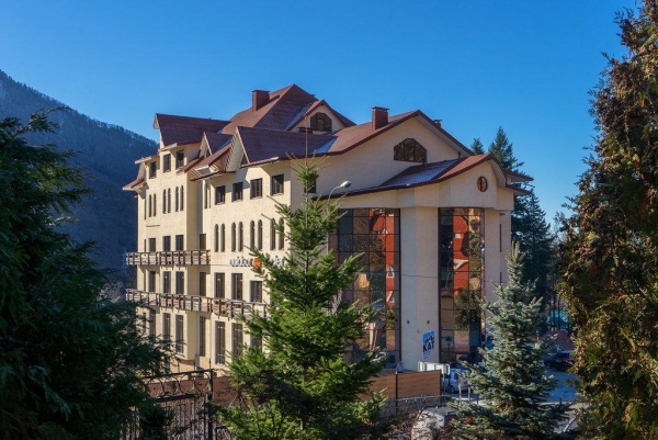 Отель «Bridge Mountain Красная Поляна»