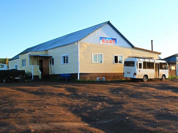 Придорожный комплекс на 740км