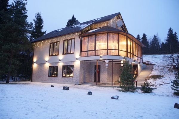 Дом на горе в Карелии