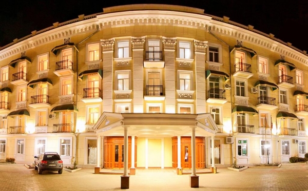 Отель Украина