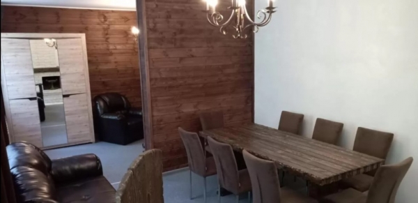 Отель «Дом у озера»