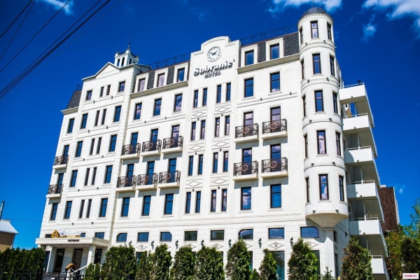 Отель Собрание