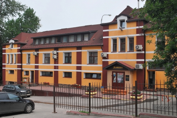 Отель Домино