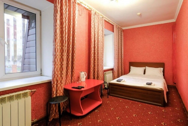 Отель Парисон