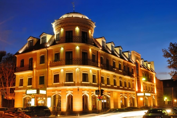 Отель Атташе