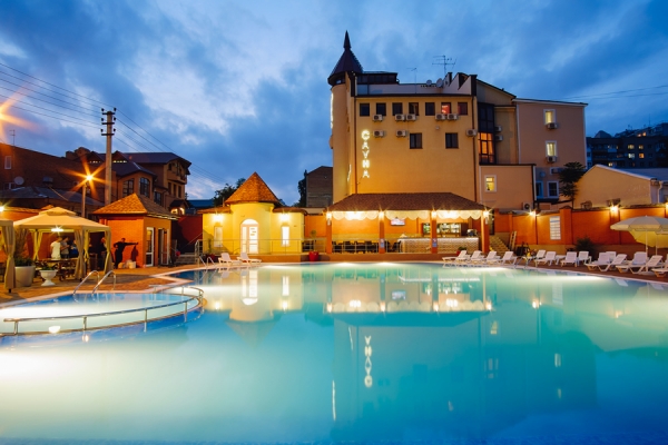 Отель «Шери Холл»