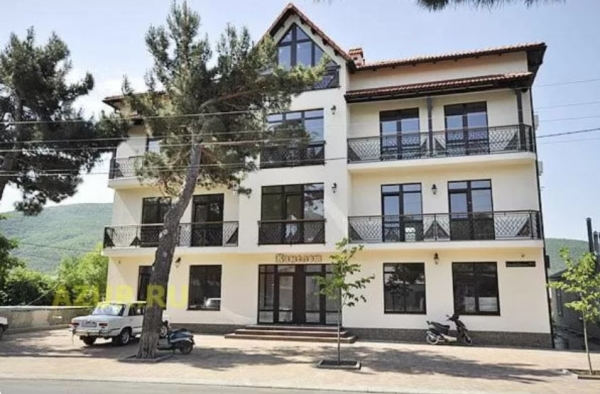 Отель Камелот