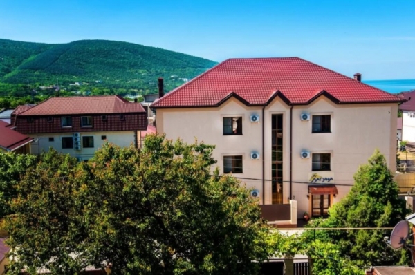 Отель Лагуна