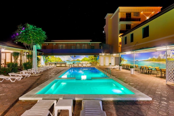 Отель Атлас