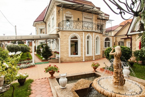 Отель Изумруд