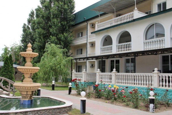 Отель President