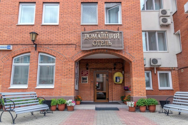 Отель Август