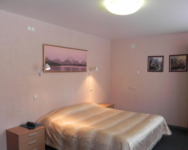 Отель Изумруд