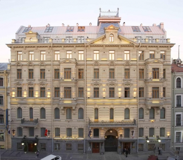 Отель Petro Palace