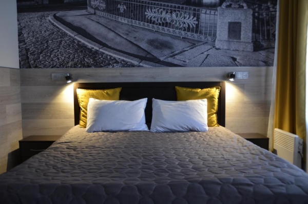 Отель White & Black Home