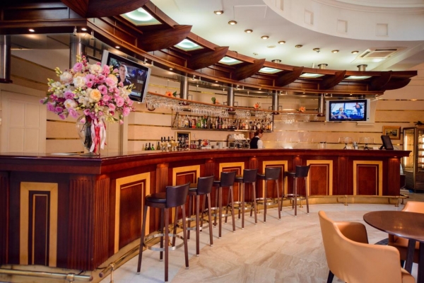 Отель Амбассадор