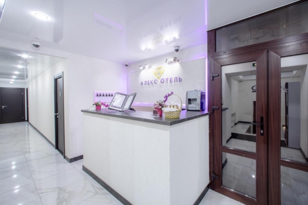 Алекс Отель на Мужества