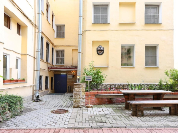 Мини-гостиница Австрийский Дворик на Фурштатской 45