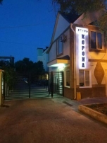 Отель Корона